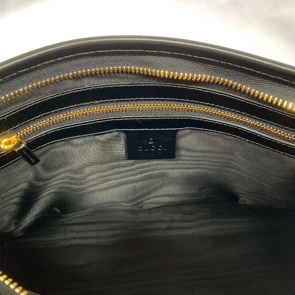 Gucci Metallic Print Logo Clutch in Black - Picture 11 of 11